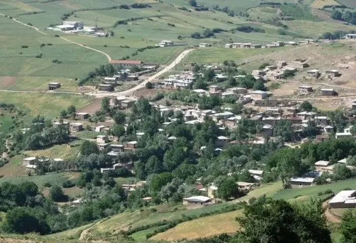 روستای قلعه قاف 21241241