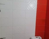 دوش حمام و توالت فرنگی حمام ویلا در بندرترکمن