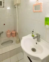 توالت ایرانی و روشویی سرویس بهداشتی ویلا در گنبدکاووس